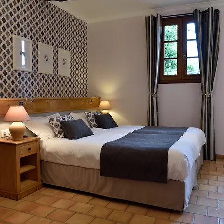 Charembeau 3* Forcalquier