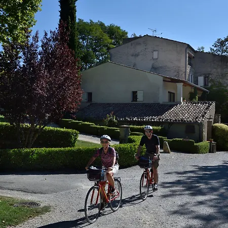 Hotel Charembeau 3*