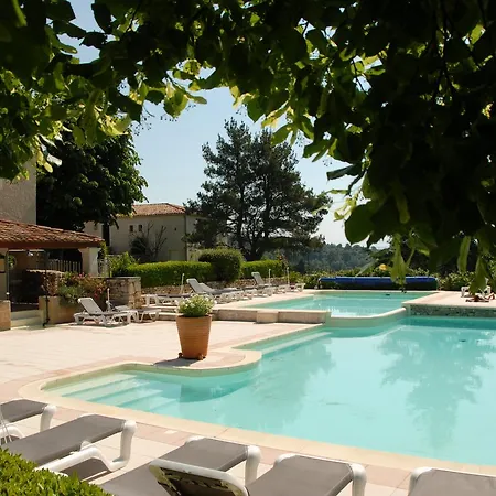 Charembeau Hotel