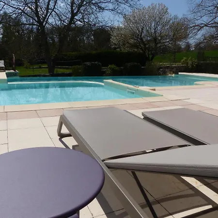 Charembeau Отель 3*